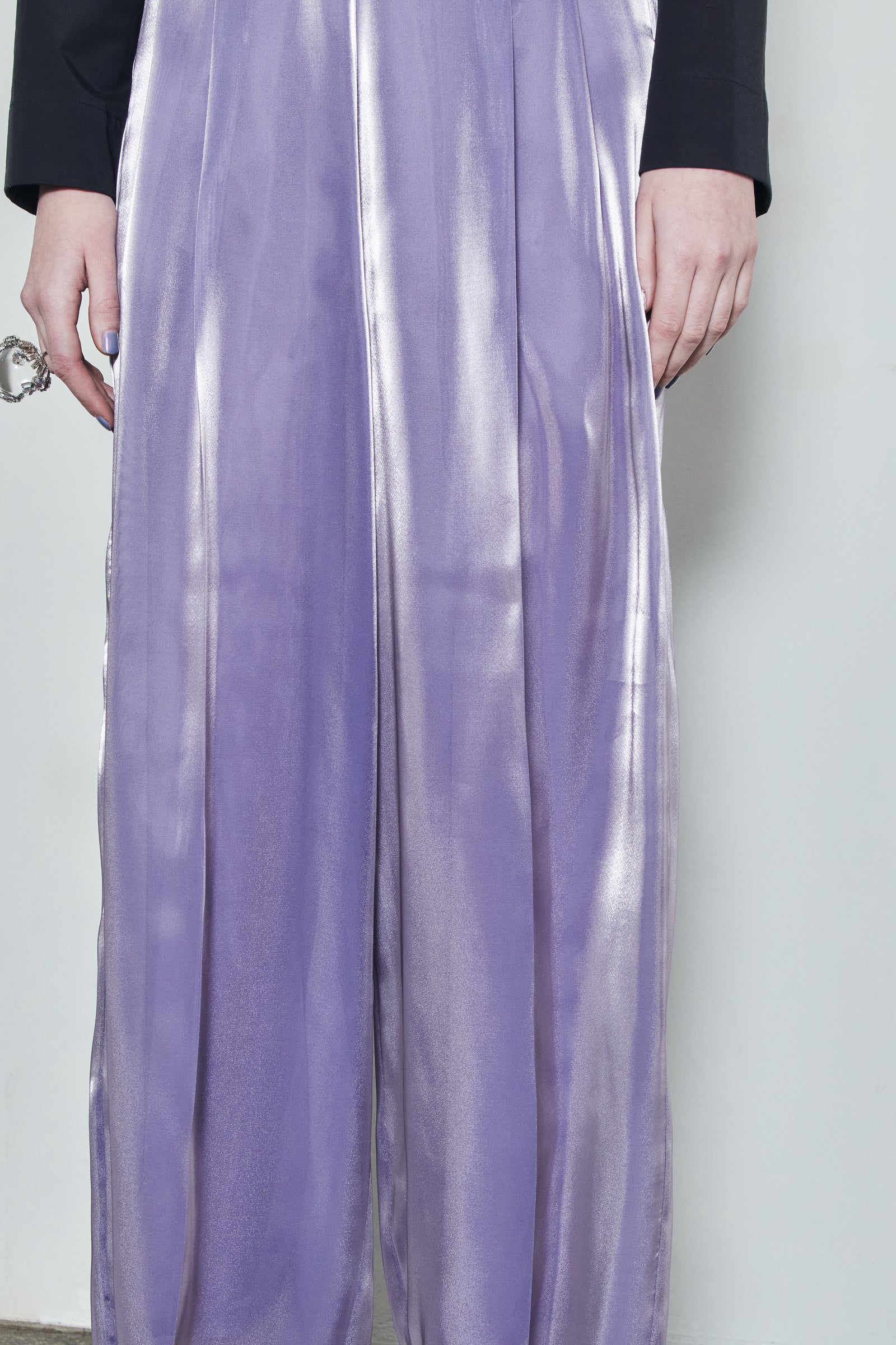 MIRROR COVER STRAIGHT PANTS – URUH